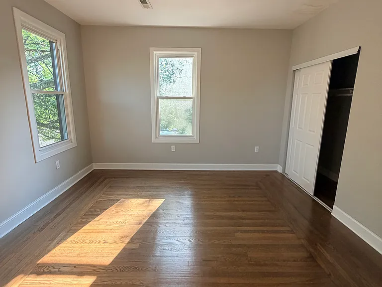 151 Howard Ave #2L — Photo 8