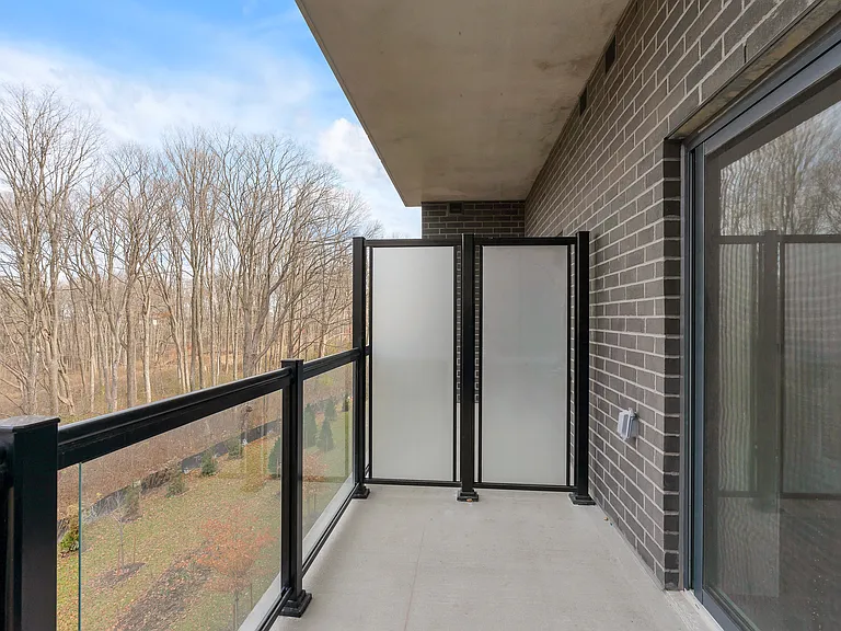 1100 Lackner Pl — Photo 2