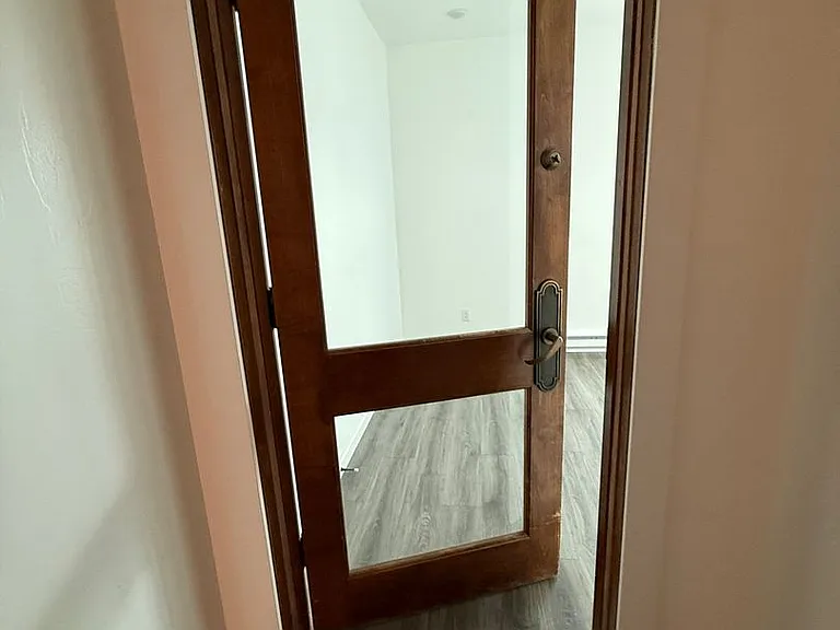 601 Robin Ln — Photo 13
