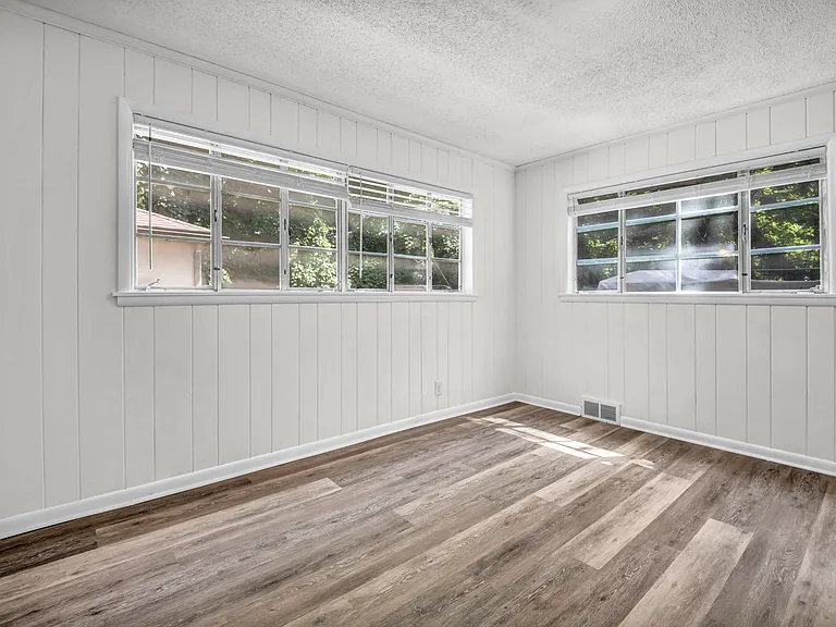 1787 Tanglewood Dr — Photo 28
