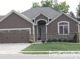 1306 Faulkner Dr, Pleasant Hill, MO 64080