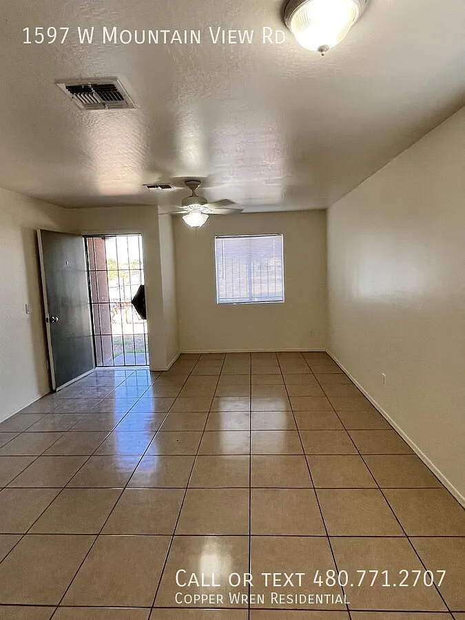 Building Photo - 1597 W Mountain View Rd #5