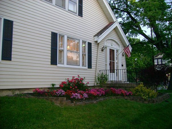1st image of 300 N Cooper Ave