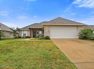 1237 Addison Ln, Brandon, MS 39042