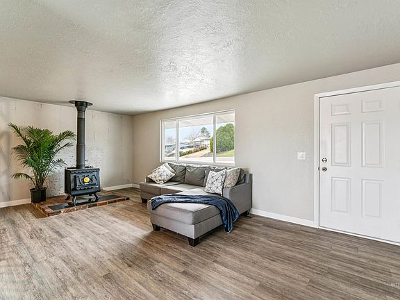 5th image of 9988 W Fox Ridge Dr