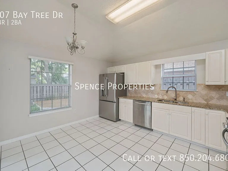 107 Bay Tree Dr — Photo 14