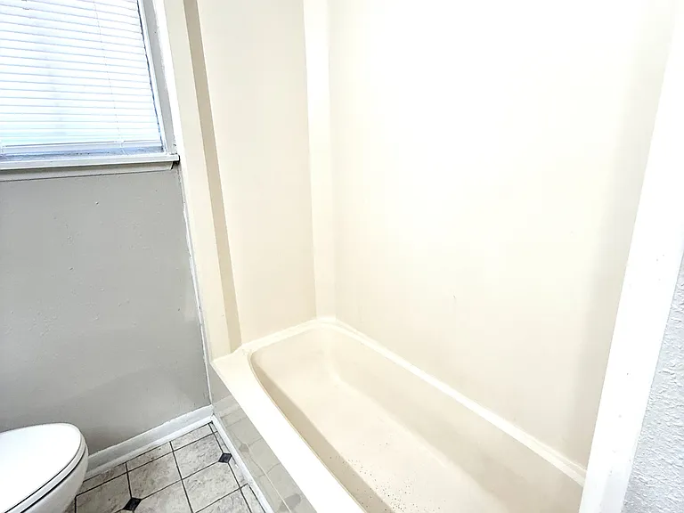 601 A St NW #6 — Photo 14