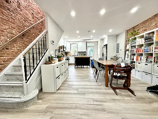 Rented by Remax Real Estate Professionals | media 45