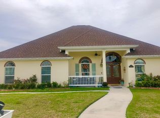 140 Salsburg Dr, Thibodaux, LA 70301