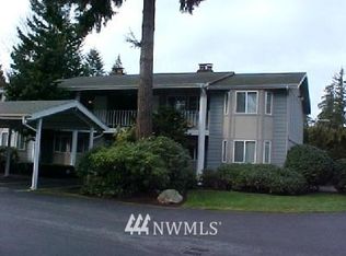 8325 Cirque Dr W, University Place, WA