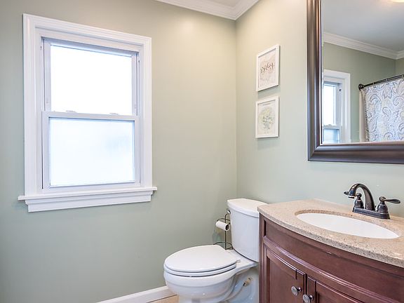 4th image of 2723 Bellwood Ave