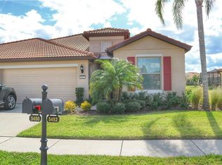 5452 Sunset Falls Dr, Apollo Beach, FL 33572