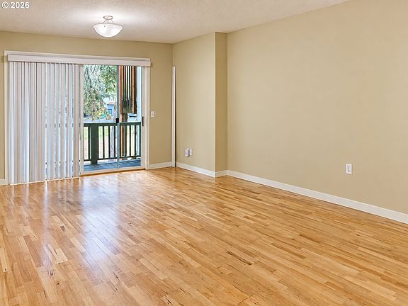 5th image of 13320 SW Allen Blvd APT 208