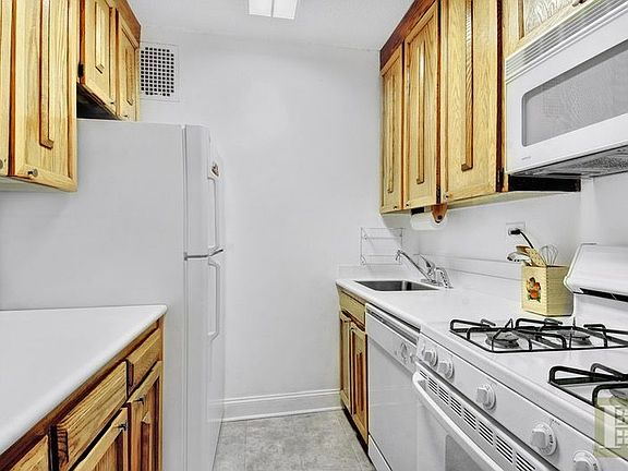 3rd image of 560 3rd Ave #23G