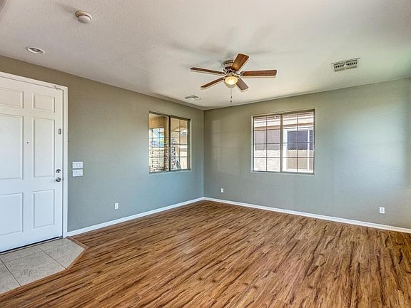 5th image of 597 S Buena Vista Ct