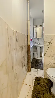 Rented by Compass | media 37