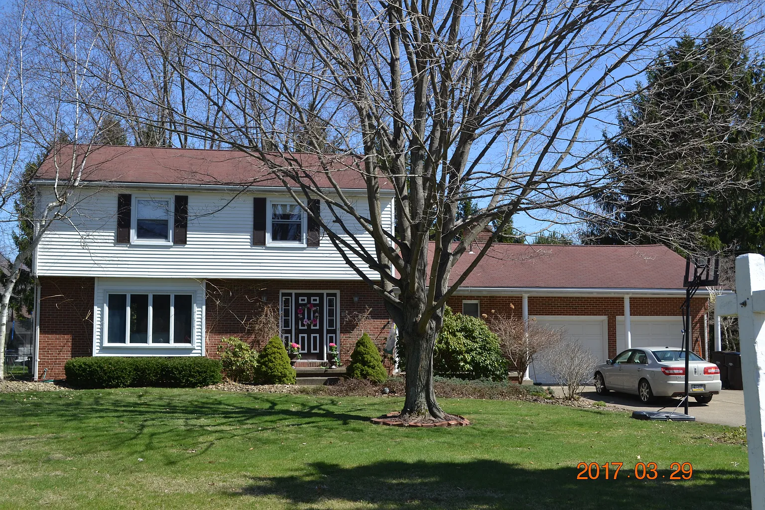 763 Tanglewood Rd photo 1