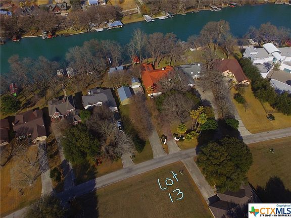 2nd image of 13 Woodlake Dr