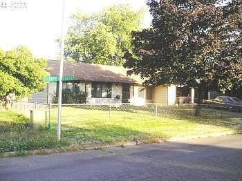 1st image of 1215 NE 86th Ave