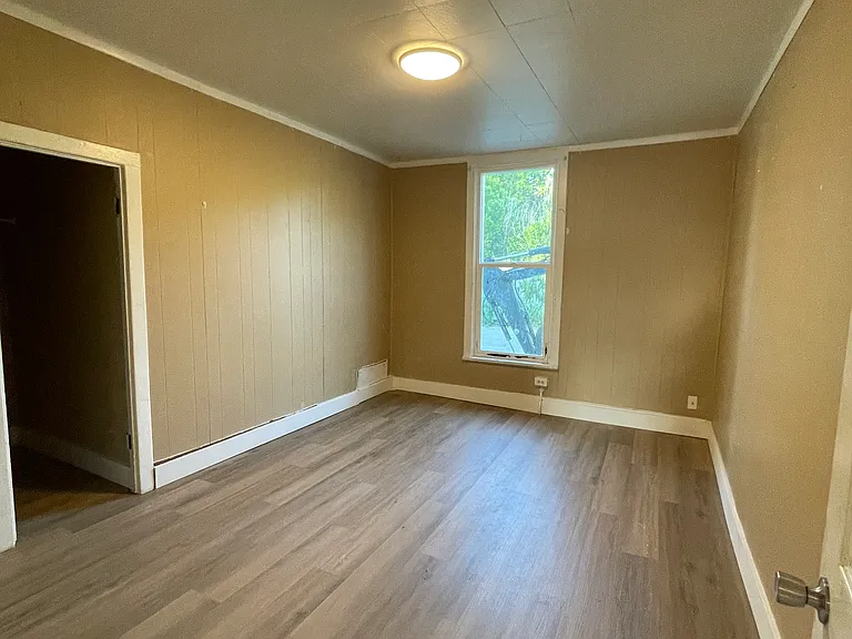 2742 Adams Ave — Photo 4