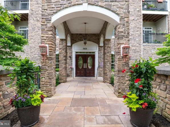 7401 Travertine Dr Unit 401, Baltimore, MD 21209