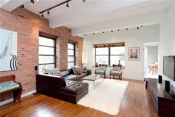 Sold by Douglas Elliman | media 25