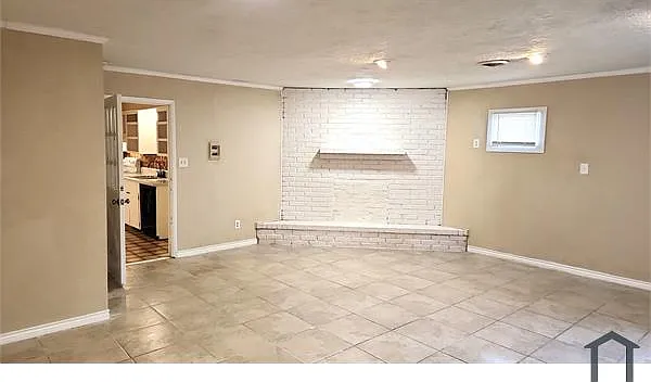 4 bed, 1408 sqft, $1,795 — Photo 4