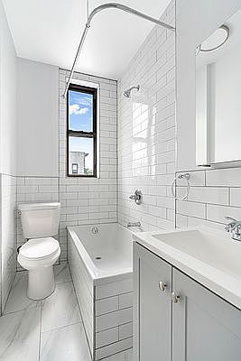 4th image of 38 Prospect Park SW APT 6