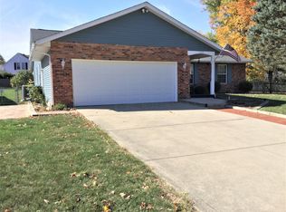 939 Matterhorn Dr, Reynoldsburg, OH 43068