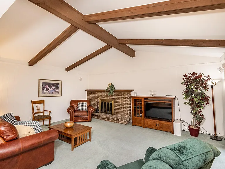 1450 Leafgreen Dr — Photo 15