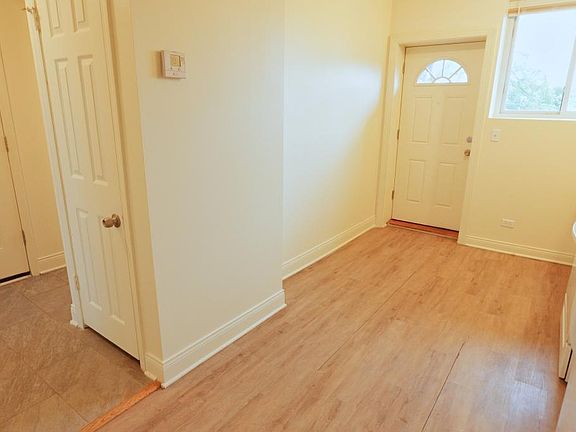 3rd image of 1351 W 81st St #3
