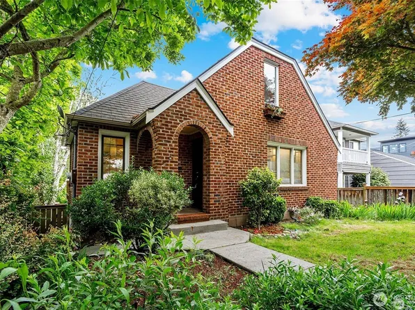 6026 35th Avenue NE, Seattle, WA 98115