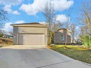 2441 Glen Garden Ave, Fort Worth, TX 76119