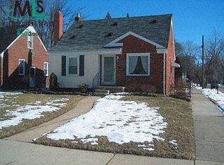 2902 N Blair Ave, Royal Oak, MI 48067