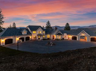 133 Meadow Oaks Dr, Ashland, OR 97520