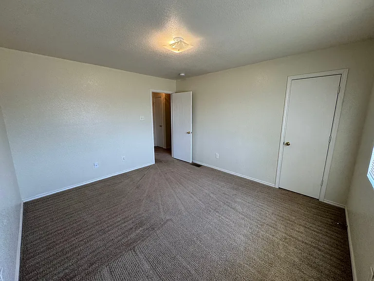 4303 Deek Dr — Photo 17