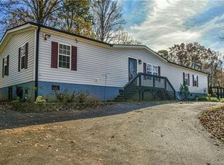 118 Lost Trail Dr, Candler, NC 28715