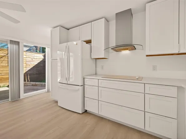 5115 Del Monte Dr, Houston, TX 77056