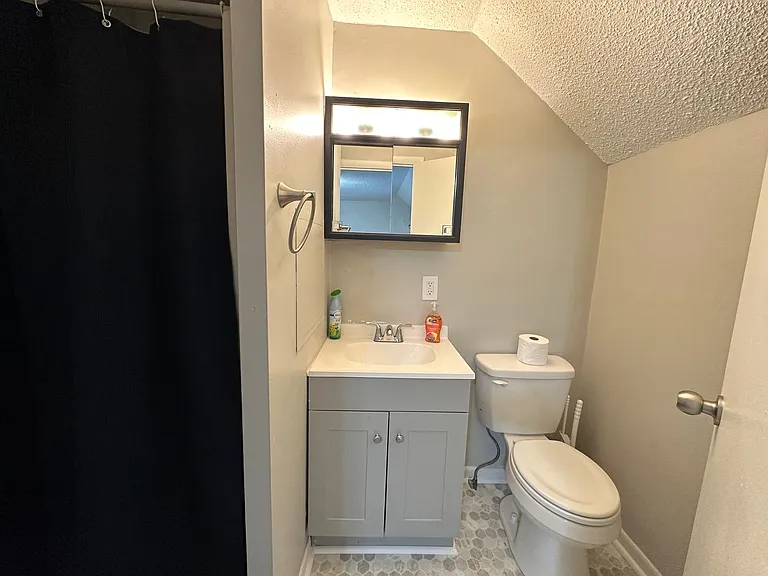 1815 E Ganson St — Photo 5