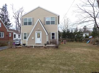 6 Surrey Rd, Glenville, NY 12302