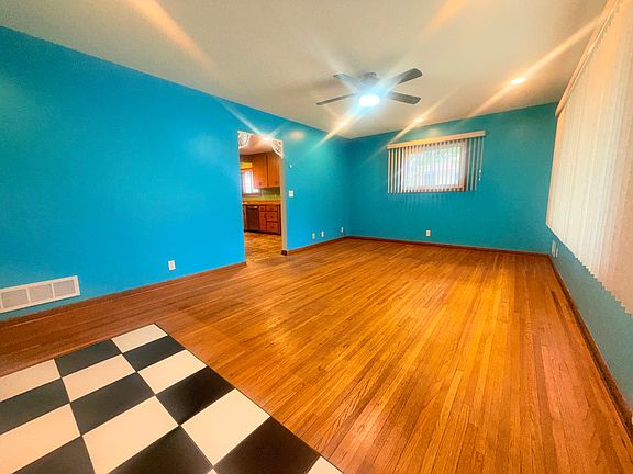 2nd image of 2055 English St