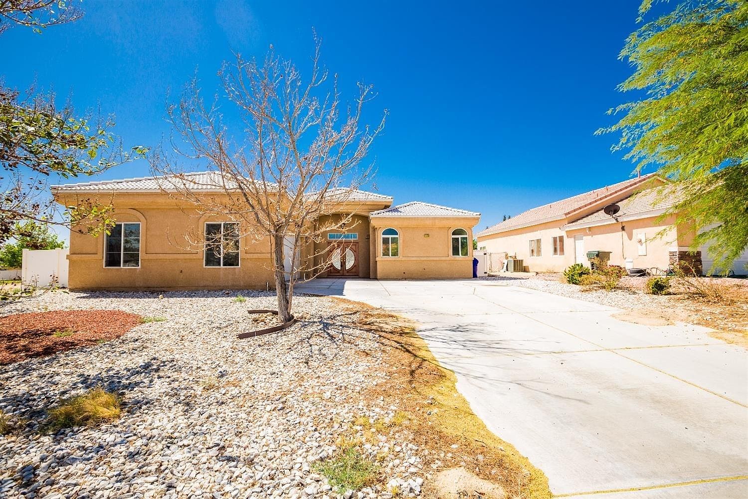 14755 Crofton Ln, Helendale, CA 92342 Zillow