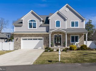 814 Lincoln Ave, Pine Beach, NJ