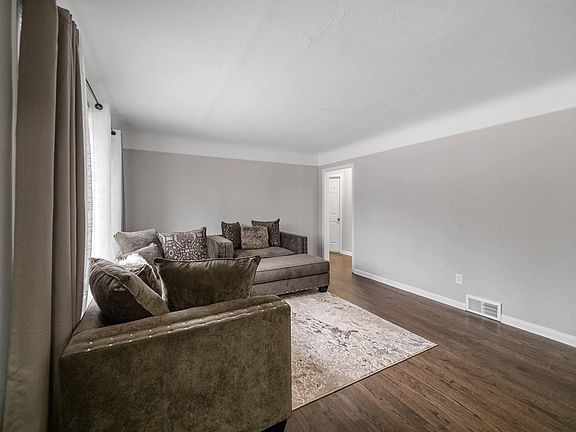 5th image of 21261 WESTHAMPTON Street