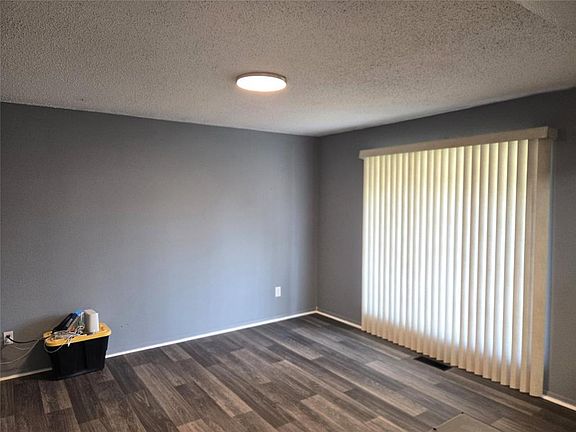 3rd image of 4205 Corbett Dr