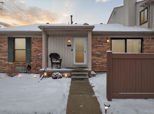 41354 Southwind Dr, Canton, MI 48188
