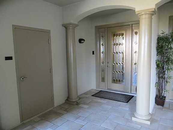 4th image of 599 Scenic Gulf Dr Unit 202