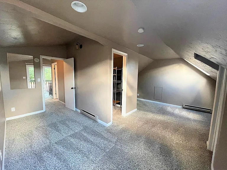 2022 W Pikes Peak Ave — Photo 12