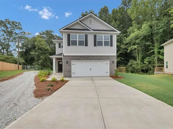 313 Melanie Ct, Bowdon, GA 30108