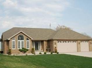 20203 Joy Ln, Lynwood, IL 60411